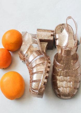 Золоті силіконові босоніжки від ocean club, розмір 37-38