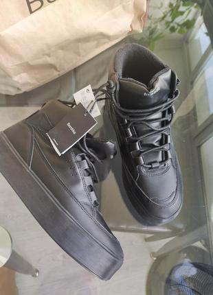 Черевики bershka 26 см