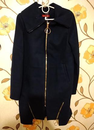 Пальто осеннее