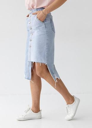 Джинсовая юбка на пуговицах с асимметричным низом - джинс цвет, s (есть размеры)5 фото