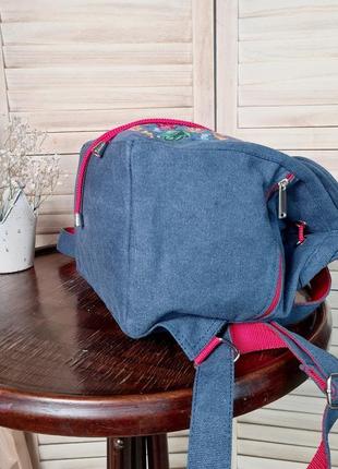 Большой рюкзак с вышивкой "нескорені" синего цвета (40010)7 фото