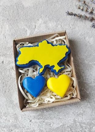 Мило ручної роботи " україна в серці" патріотичне, жовто-блакитне1 фото