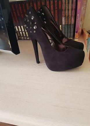 Туфли черные 34-35 размер