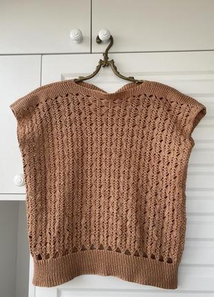 В'язаний жилет ажурний бежевий жилет з широкими плечима