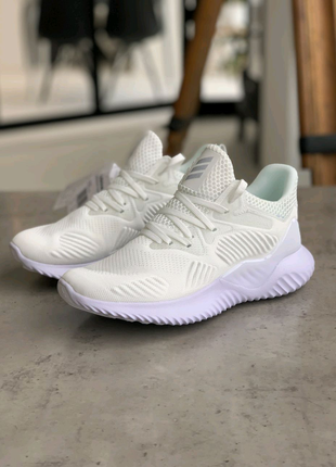 Adidas alphabounce instinct