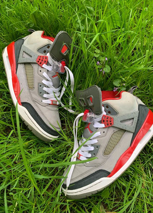 Nike air jordan spizike