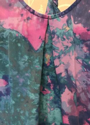 Очень красивая и стильная брендовая разноцветная блузка..100% шёлк 19.3 фото