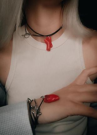 Шкіряний браслет чокер з червоним коралом, сучасні українські прикраси8 фото