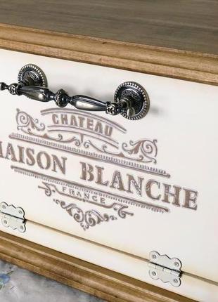 Кутова дерев’яна хлібниця “maison blanche”. на замовлення.