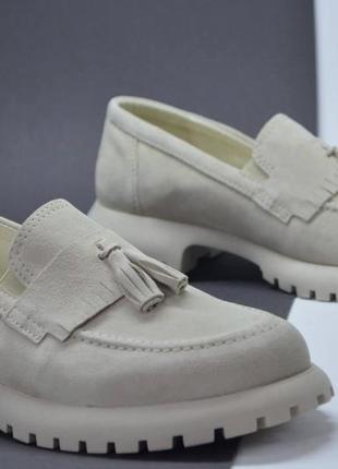 Женские модные туфли замшевые лоферы бежевые l-style 762692 фото