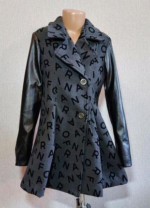 Італійське пальто, весняна куртка fornarina. розмір 146-152, на 11-12 років.