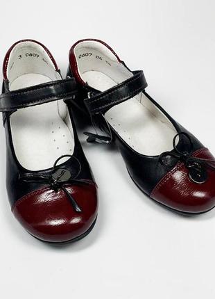 Туфлі-балетки дошкільні літні для дівчинки чорно-бордові 26 27 розмір 0607чбо берегиня