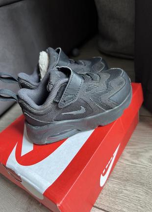 Кроссовки nike