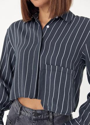 Укороченная рубашка в полоску с акцентным карманом - черный цвет, l (есть размеры)4 фото