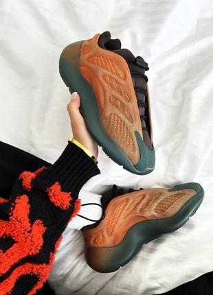 Adidas yeezy 700 v3 кроссовки