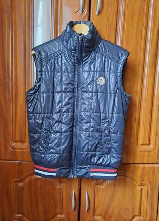 Безрукавка moncler