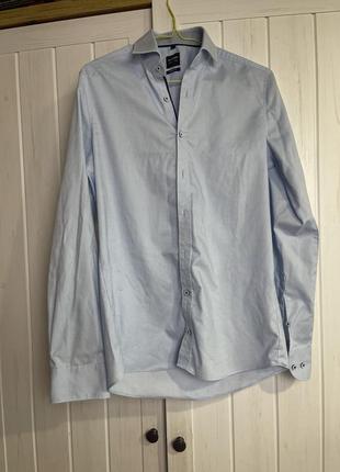 Базова блакитна сорочка