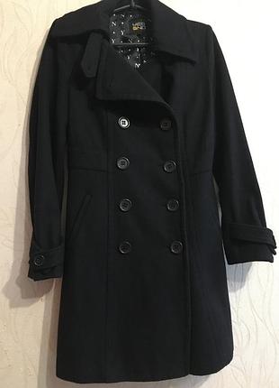 Роскошное двубортное пальто тренч