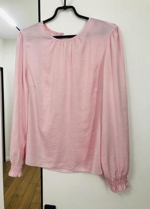 Женская блуза нежного розового цвета1 фото