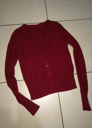 Кофтинка неймовірного кольору