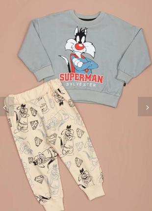 Костюм спортивний