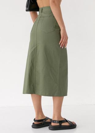 Женская бежевая асимметричная коттоновая юбка миди с полукруглым разрезом хаки3 фото