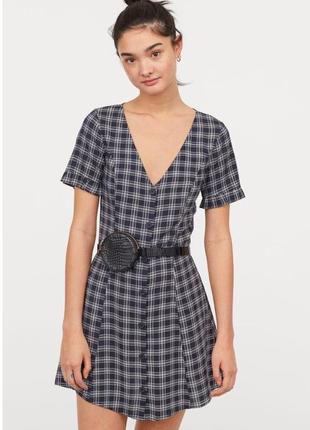 Платье на пуговицах синее в клетку , вискоза