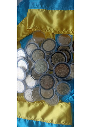 Сувенирные латунные монеты7 фото