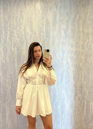 Платье женское bershka белое s: новое без бирки3 фото