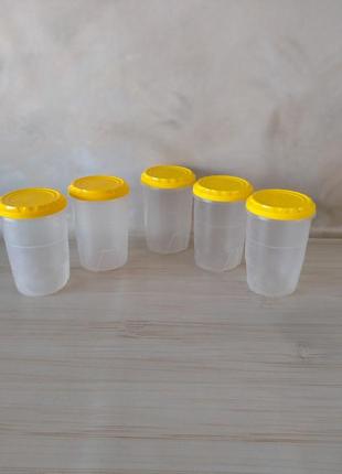 Пластиковая банка "премиум" на 1,5 л с желтой крышкой