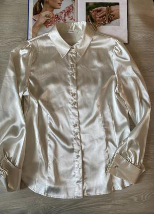 Белая атласная нарядная блуза1 фото