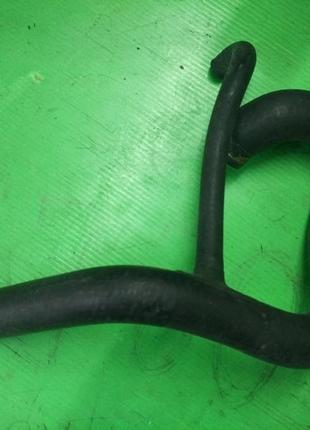 Патрубок системи охолодження 90136893 опель opel ascona c 1.6