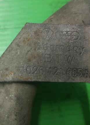 Патрубок металевий системи охолодження 026121065а audi / ауді / v