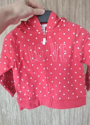 Кофта с капюшоном.