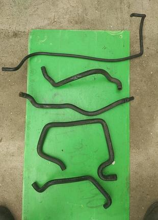 Патрубок системи охолодження 92ab-8b081-cb форд