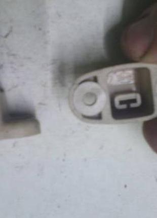 Кронштейн кріплення козирька 51161927472 бмв е-30 оригінал