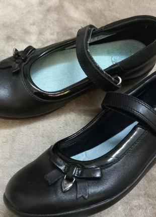 Туфли мокасины кожа дев. 32р.clarks индии