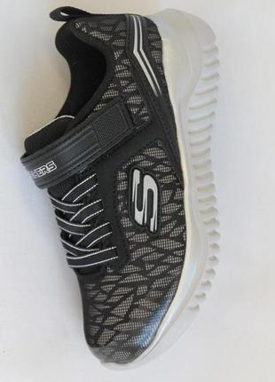 Кросівки фірма skechers-usa--12,5--eur-30,5-31, устілка-20 см