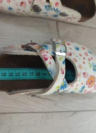 Босоніжки 7