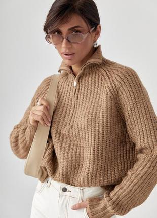 Женский вязаный свитер oversize с воротником на молнии - светло-коричневый цвет, l (есть размеры)8 фото
