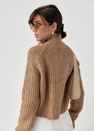 Женский вязаный свитер oversize с воротником на молнии - светло-коричневый цвет, l (есть размеры)2 фото