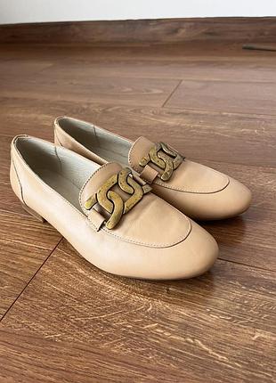 Шкіряні туфлі лофери