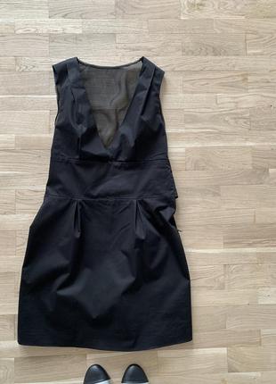 Маленькое черное коктельное платье balmain