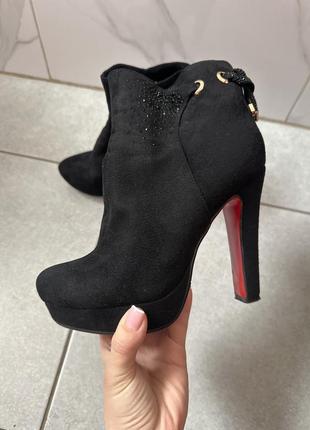 Ботинки, на каблуку, полусапожки, ботильйони замш