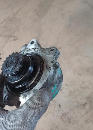 Вакуумний насос ніссан альмера тіно