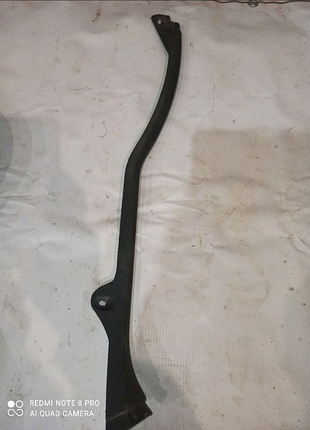 Накладка задньої стійки салону права аудіо а4 б5 1999