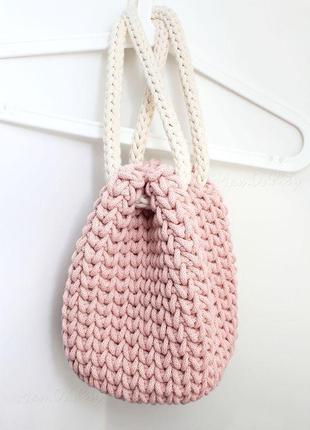 Маленький рюкзак в'язаний ніжно-рожевий «рюкзайчик»3 фото