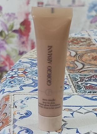 Тональна основа природнє сяйво giorgio armani neo nude 5.25 foundation natural glow, 15 мл.1 фото