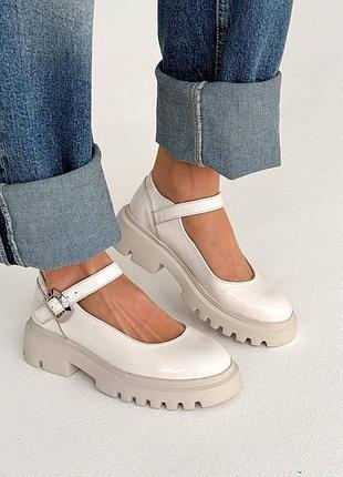 Туфлі шкіряні лак