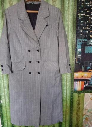 Классное стильное облегченное пальто на прохладную погоду1 фото